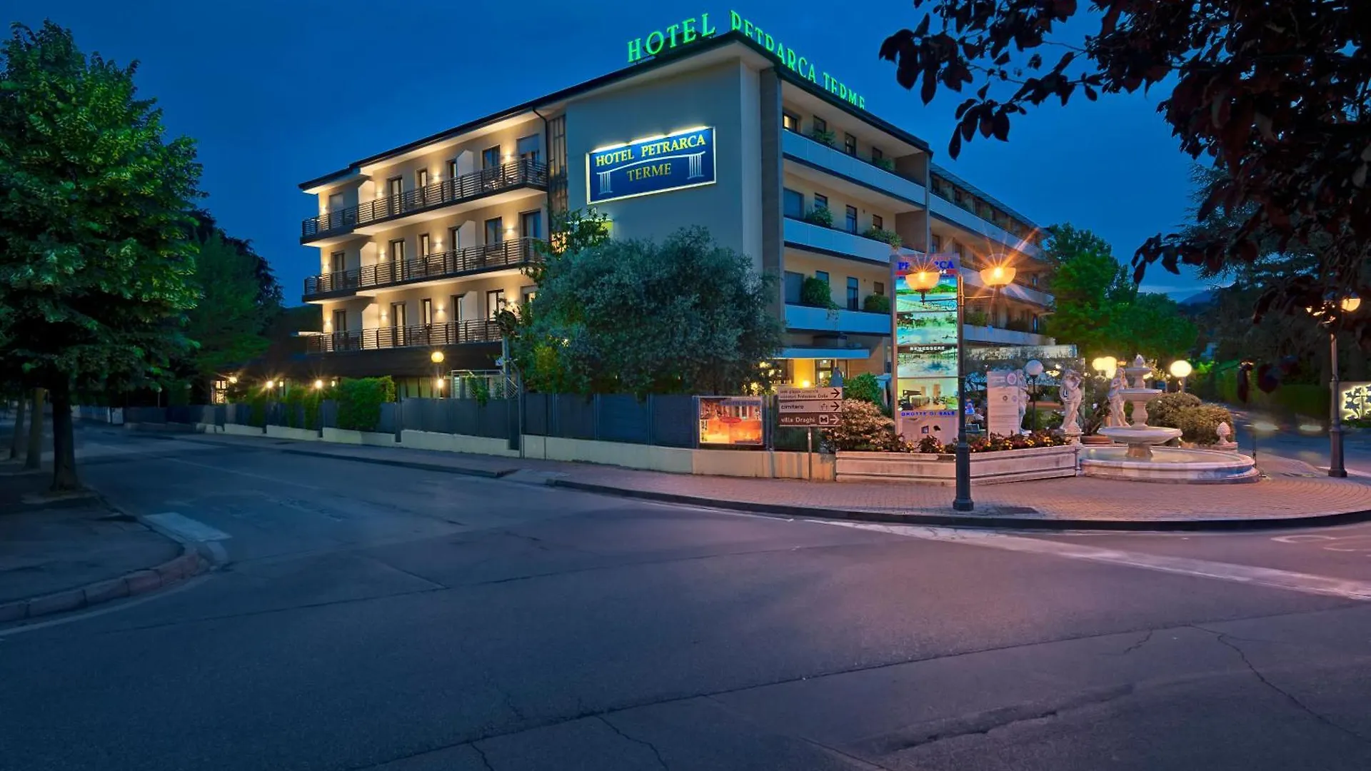 מונטגרוטו טרמה Hotel Petrarca Terme 4*, מונטגרוטו טרמה איטליה