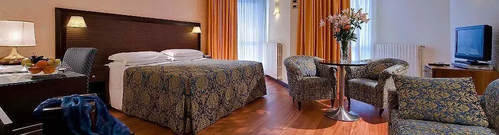 Hotel Petrarca Terme Montegrotto Terme 4*,  Italien